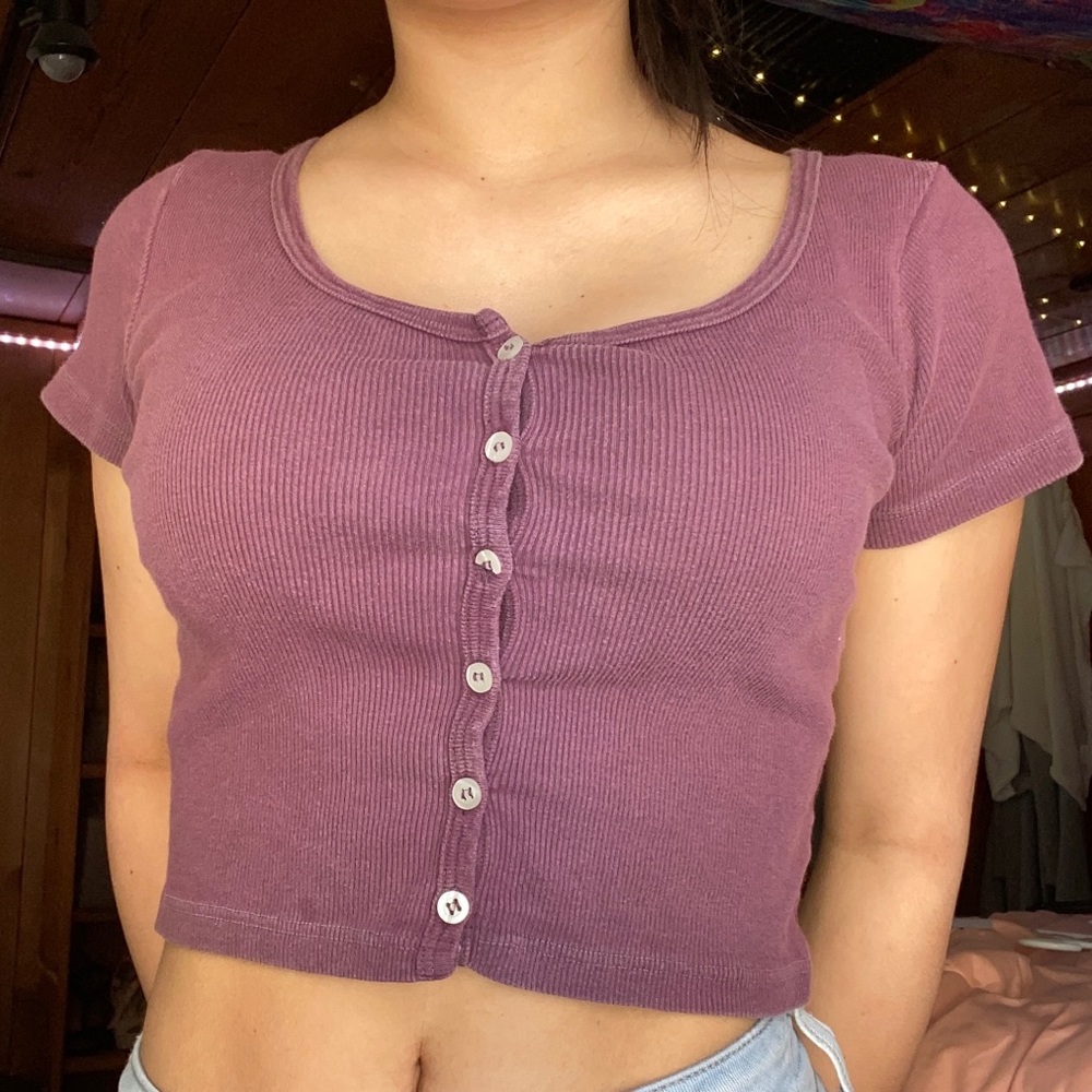brandy melville zelly button top purple/burgundy